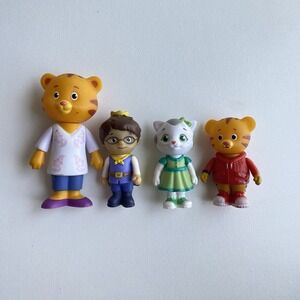 Daniel Tiger Figure Lot Of 4 Mom,‎ Daniel, Katerina, Prince Wednesday